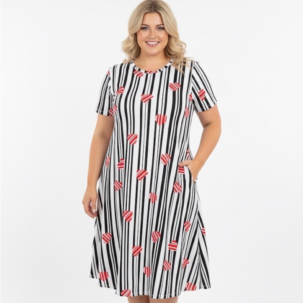 LuLaRoe Black and White Striped Dress with Red heart print Patterns size XLarge